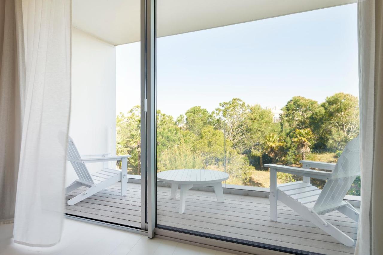Hotel Plage Palace & Spa Palavas-les-Flots Exteriör bild A sliding door
