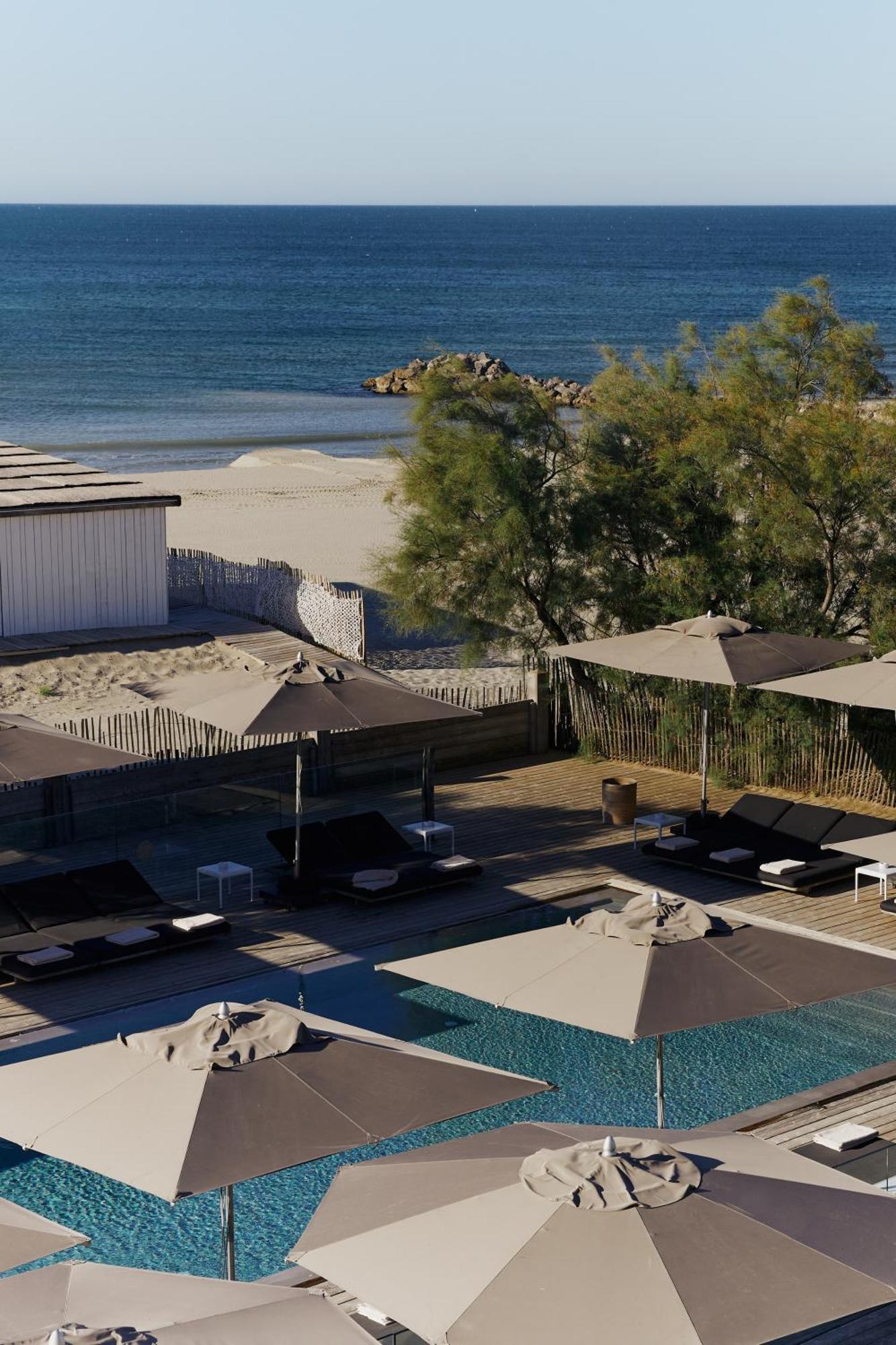 Hotel Plage Palace & Spa Palavas-les-Flots Exteriör bild The beach at the hotel