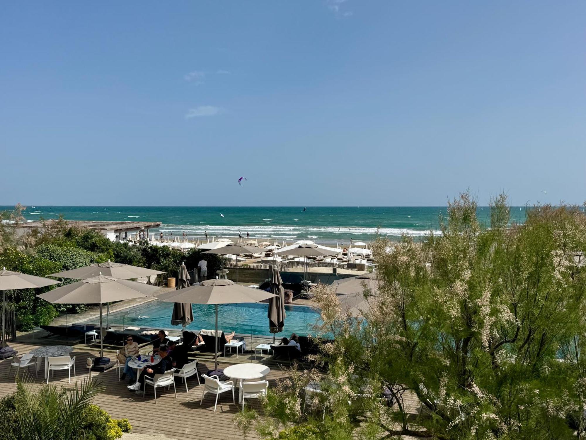 Hotel Plage Palace & Spa Palavas-les-Flots Exteriör bild
